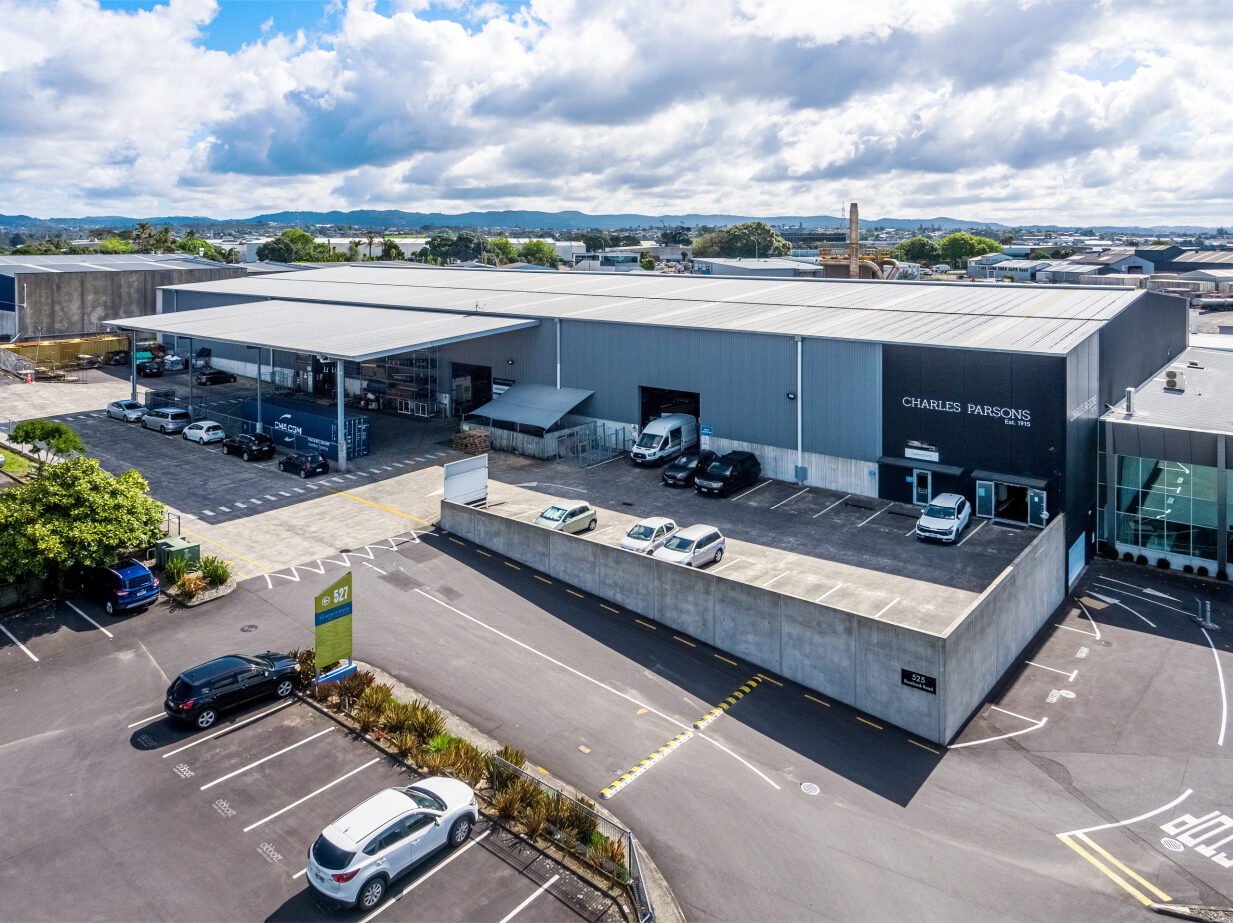 9f5efbdc-6745-48ce-b62f-ed0793f932e3